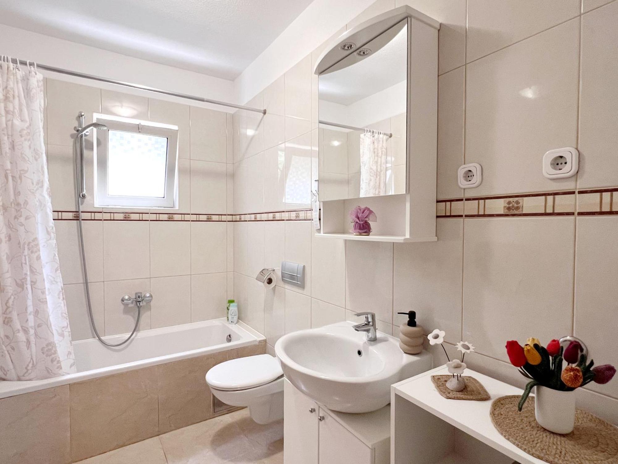 Room Tai - Spacious And Comfy With Private Terrace Hvar Town Dış mekan fotoğraf